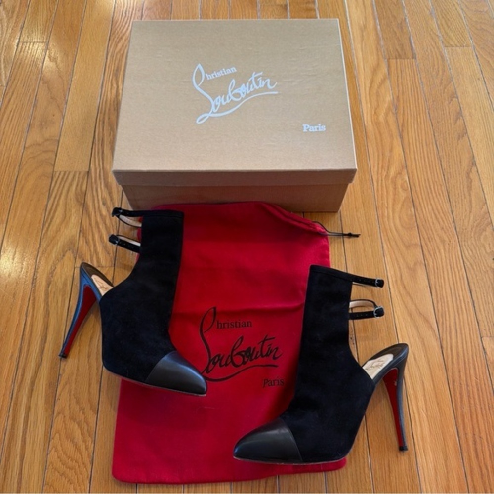Christian Louboutin Lynn Black Ankle Boots Open Back Suede Apron Strap Sz 40 / 9